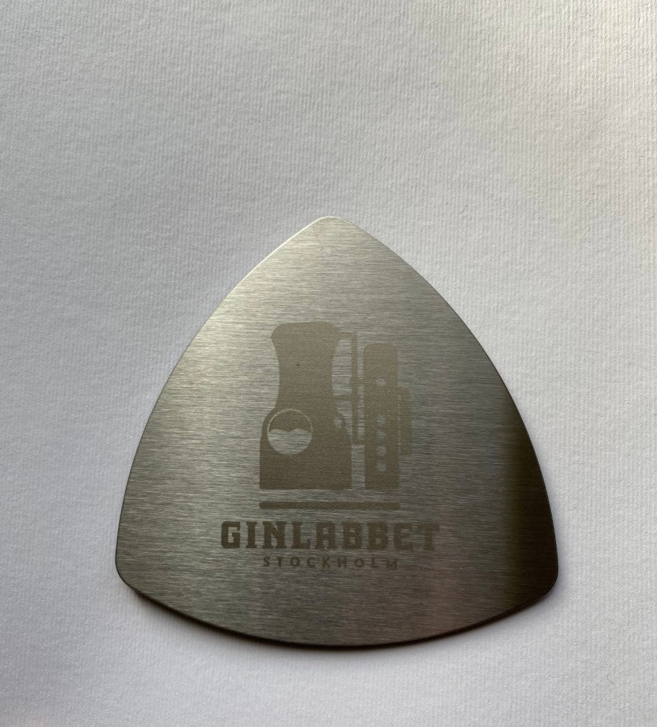 Triangle steel coaster